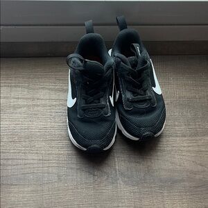 Nike Kids Black and White Sneakers